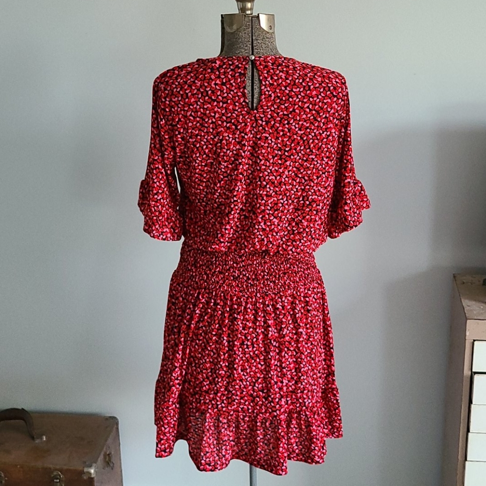 Dress - Picture 2 of 4